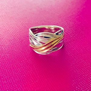Sterling silver ring with 14k
